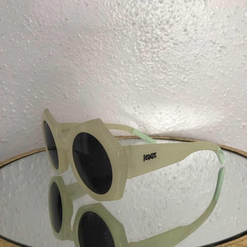 Dimmak sunglasses